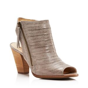PAUL GREEN Cayanne Leather Peep Toe Bootie